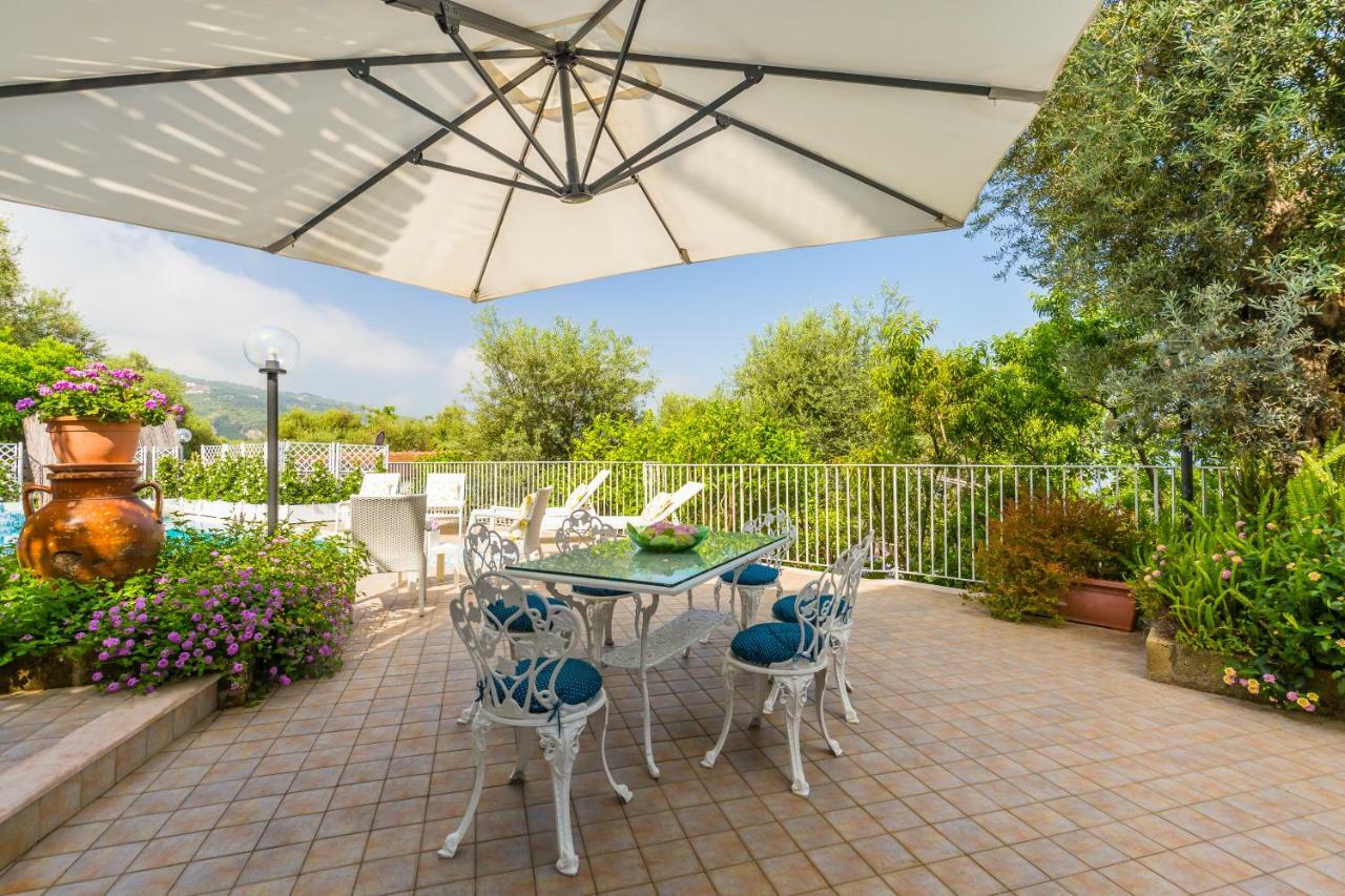 Villa Sorrento Flats Exterior photo