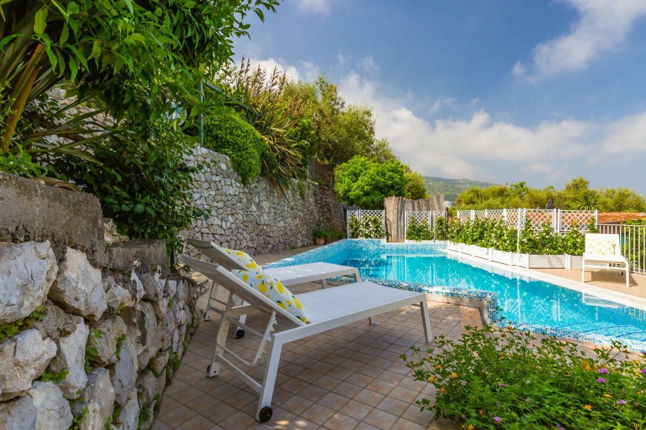 Villa Sorrento Flats Exterior photo